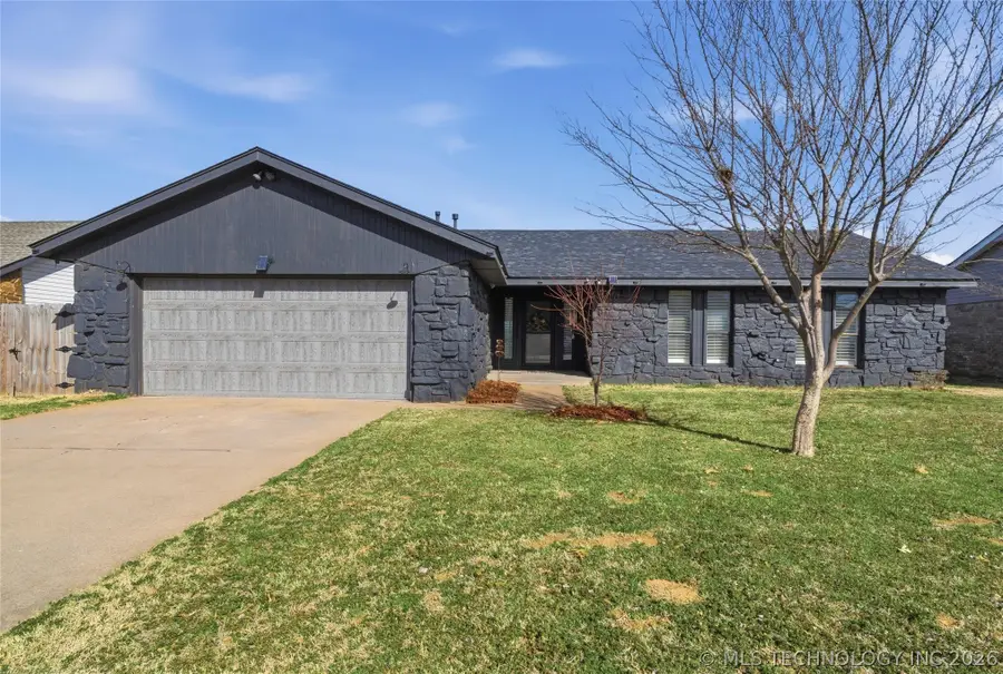 411 Overholt Drive, Sand Springs, OK 74063 - #2