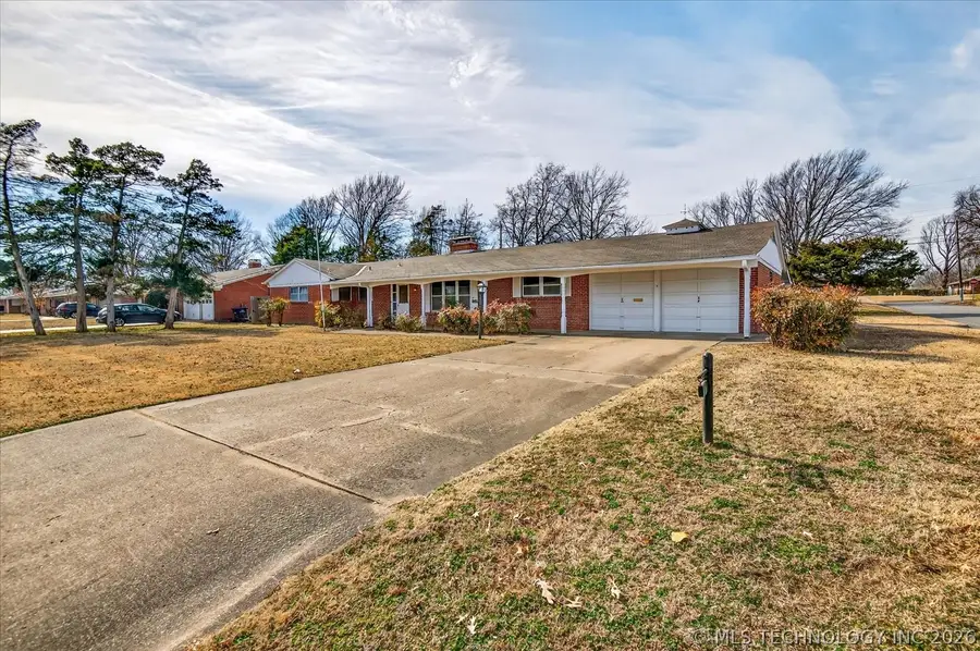 1501 Lariat Drive, Bartlesville, OK 74006 - #3