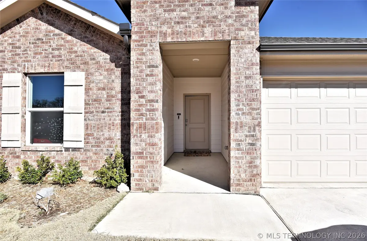 2008 E Vandalia Street, Broken Arrow, OK 74012 - #1