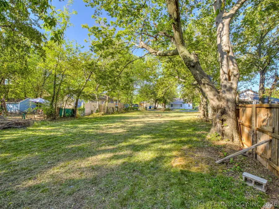 1315 N Saint Louis Avenue, Tulsa, OK 74106 - #2