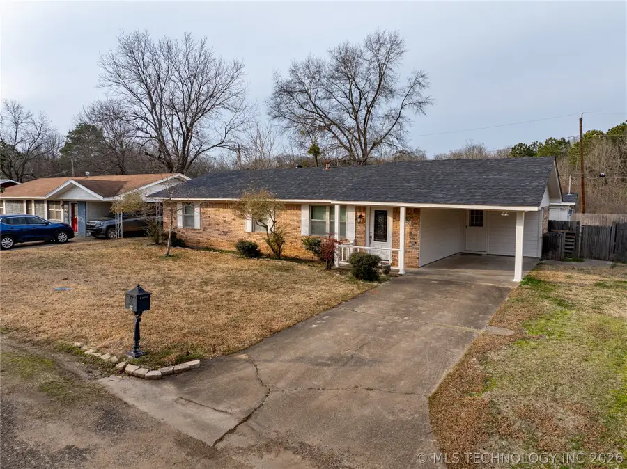 22 Park Drive, Idabel, OK 74745 - #2