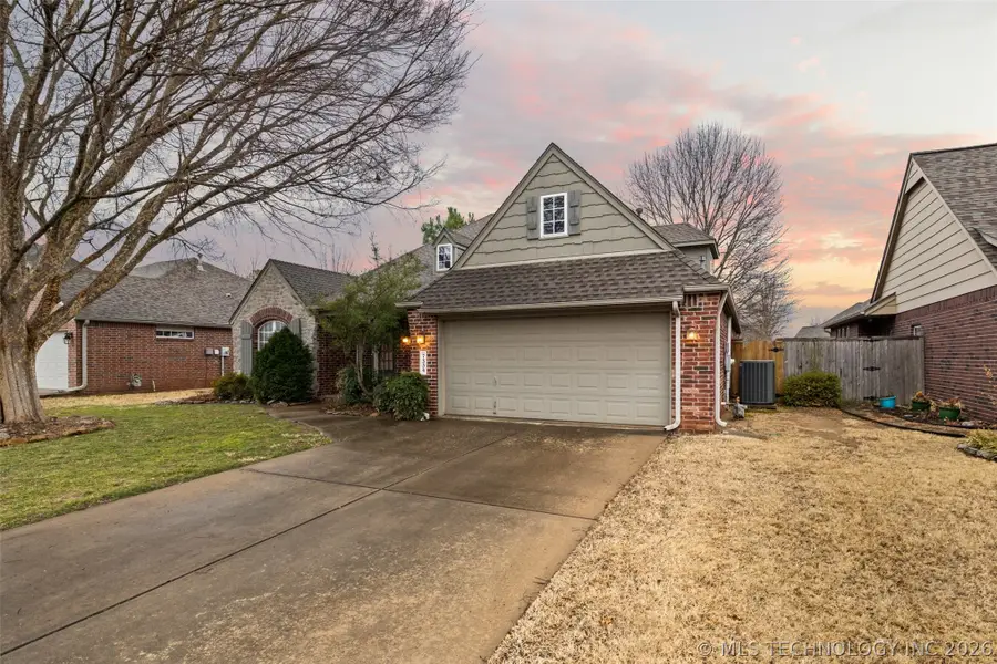 7334 E 119th Street S, Bixby, OK 74008 - #3