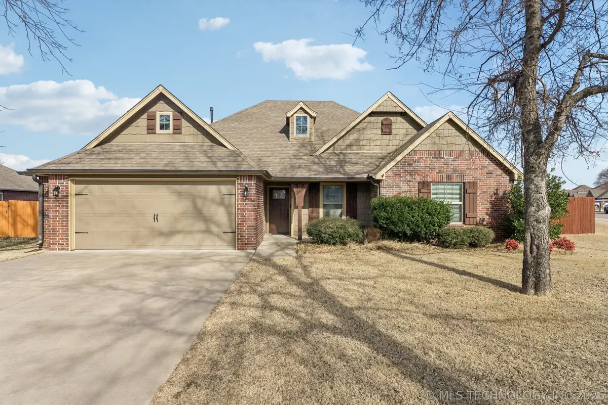 12451 E 129th Street, Collinsville, OK 74021 - #1