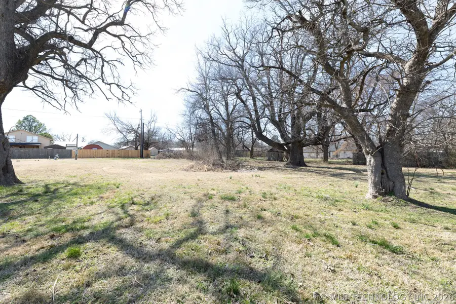 632 E Buffalo Street, Kellyville, OK 74039 - #3