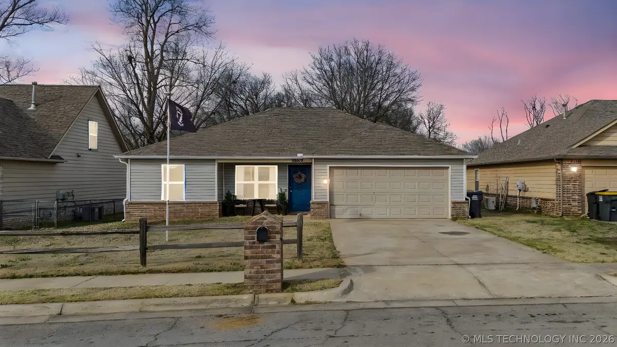28037 E 148th Place S, Coweta, OK 74429 - #1