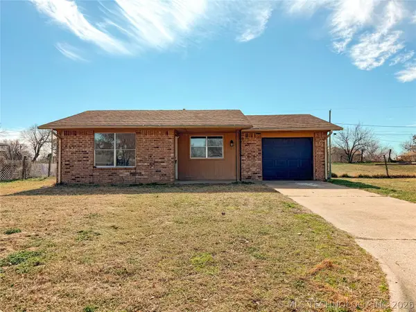 422 E 24th Street, Okmulgee, OK 74447