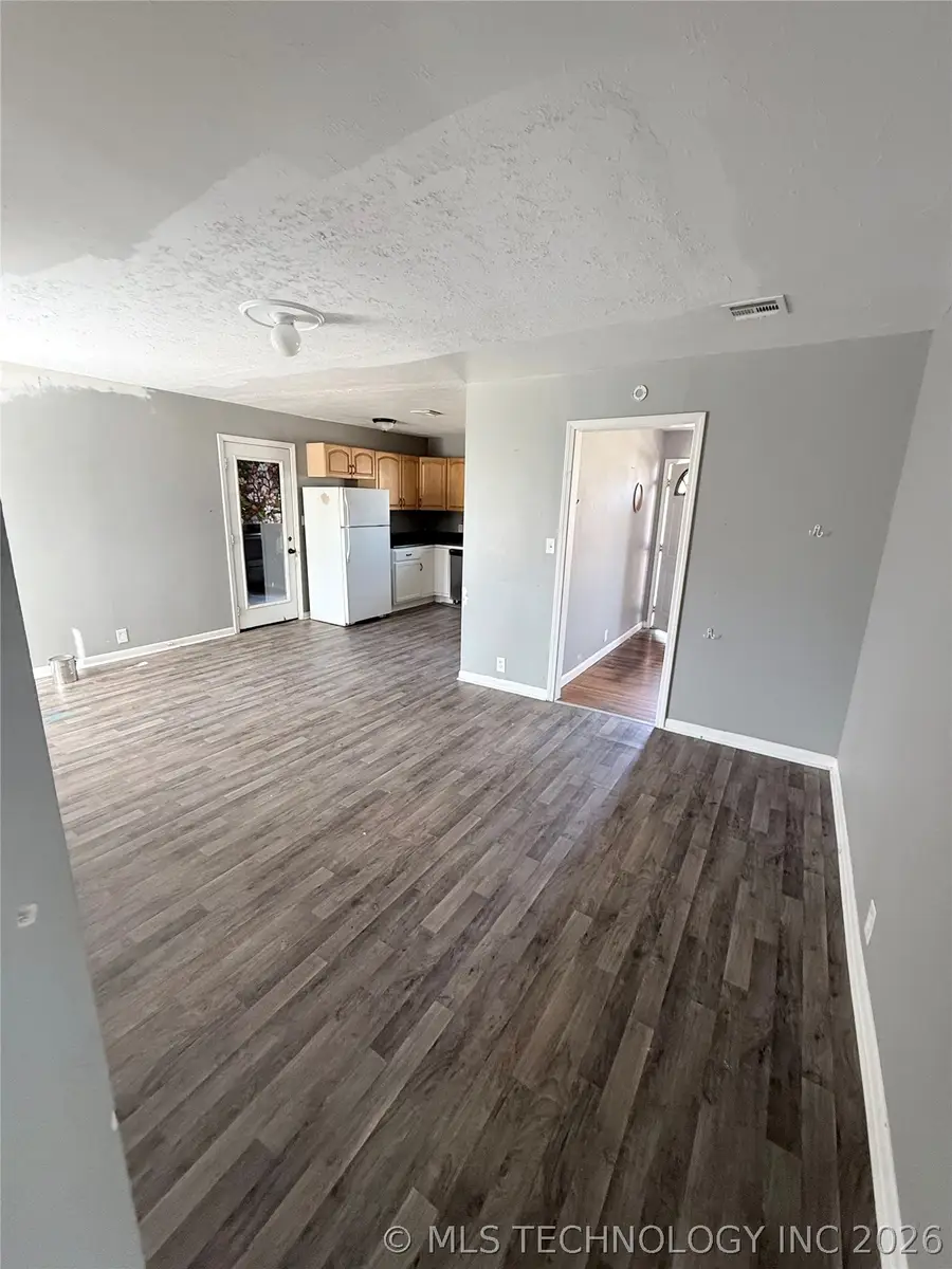 214 E Pine Place, Skiatook, OK 74070 - #3