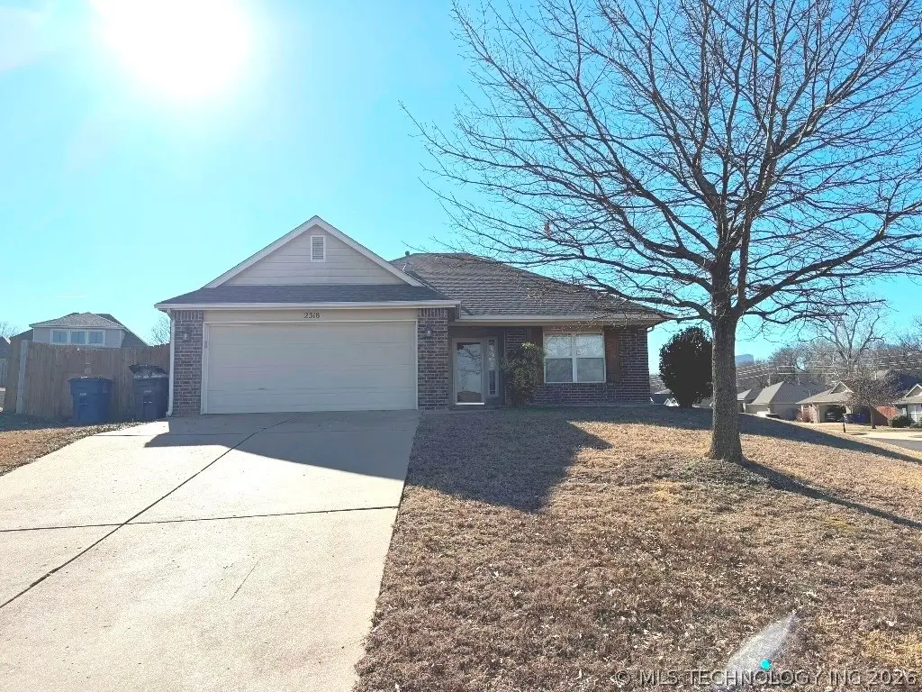 2318 W 33rd Street, Tulsa, OK 74127 - #1