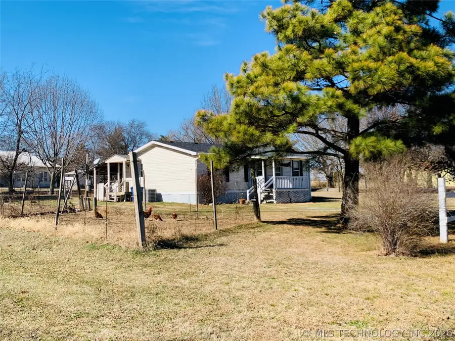 301 S Long, Kiowa, OK 74553 - #3