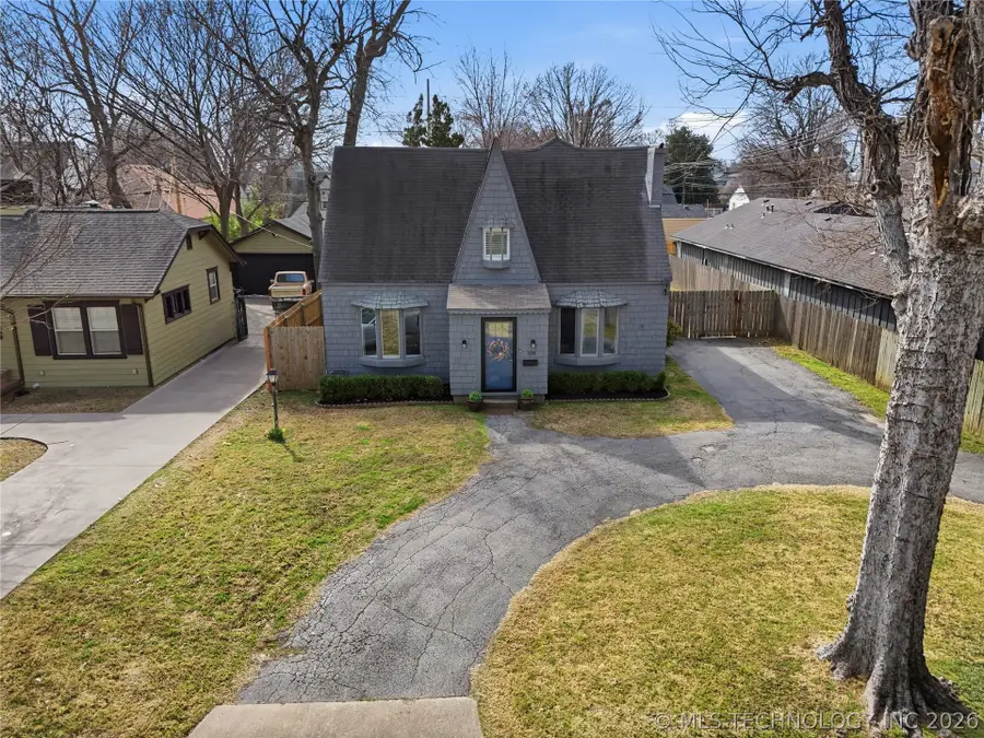 1104 E 35th Place, Tulsa, OK 74105 - #2