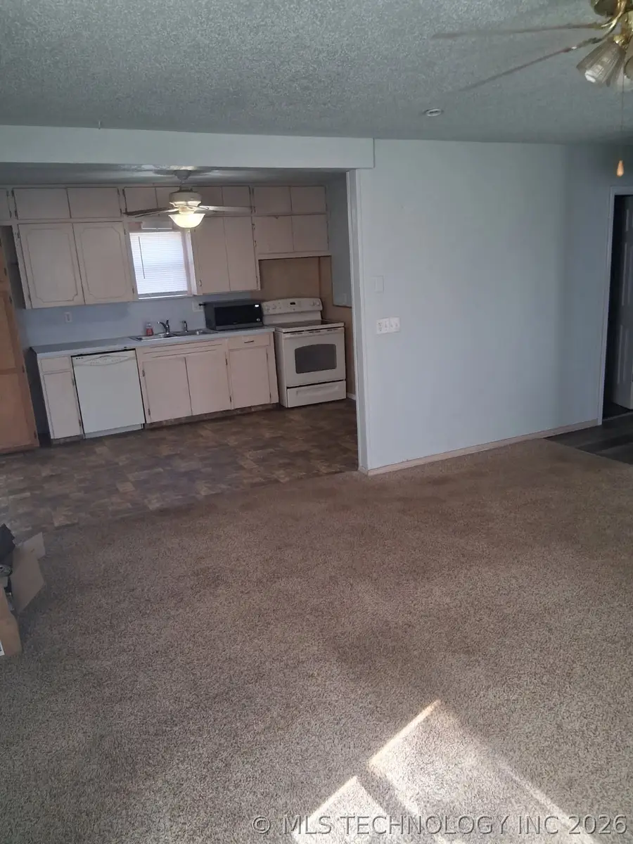 1421 2nd Ne, Ardmore, OK 73401 - #3