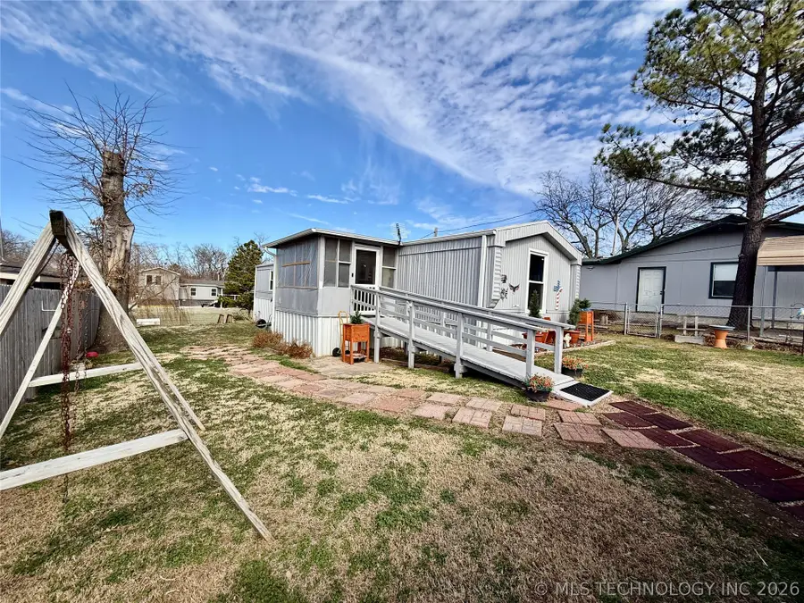 18 W Elm Drive, Salina, OK 74365 - #3