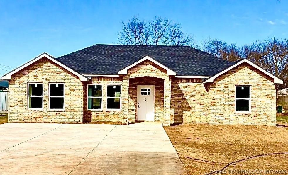 612 S First Street, Calera, OK 74730 - #1