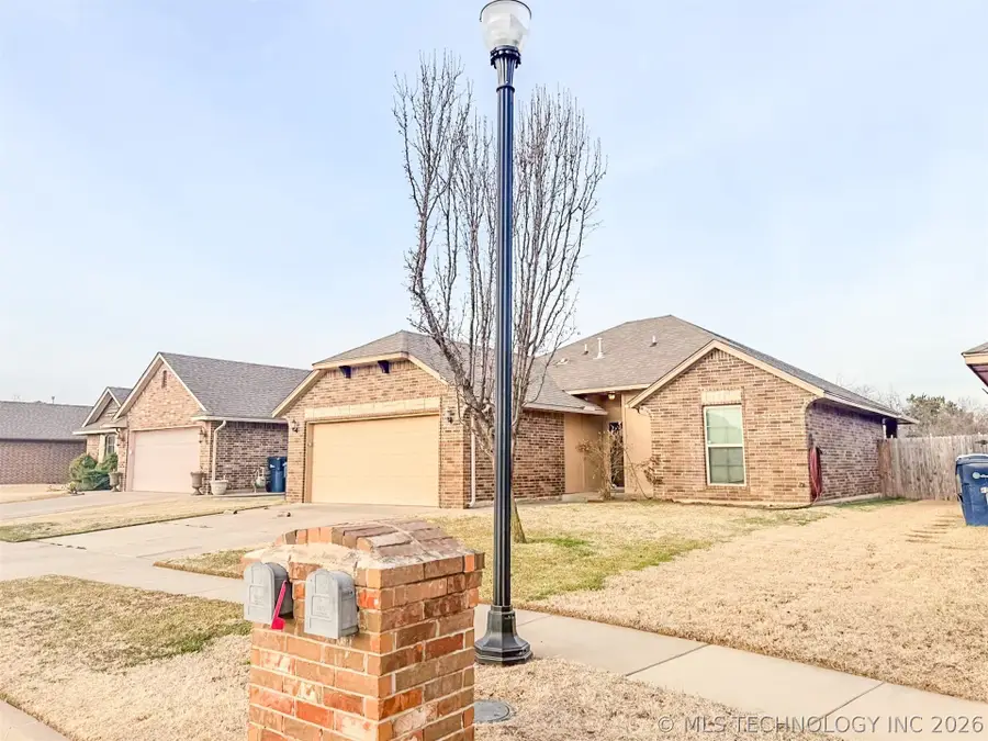 3525 Tecumseh, Yukon, OK 73099 - #2