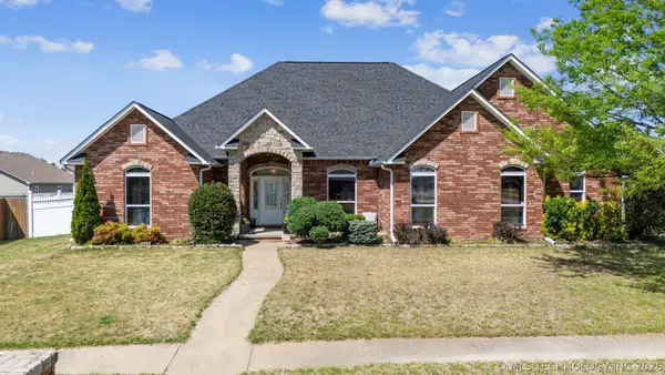 1215 Lyndsey Lane, Pryor, OK 74361