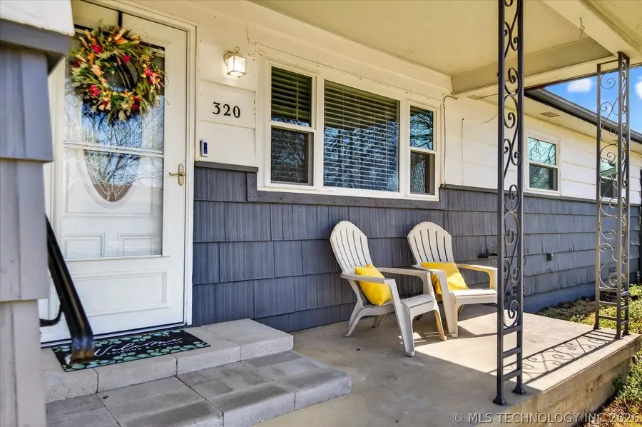 320 SE Greystone Avenue, Bartlesville, OK 74006 - #2