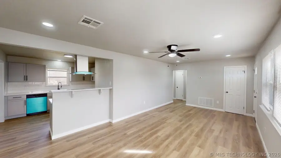 241 E 53rd Street N, Tulsa, OK 74126 - #3