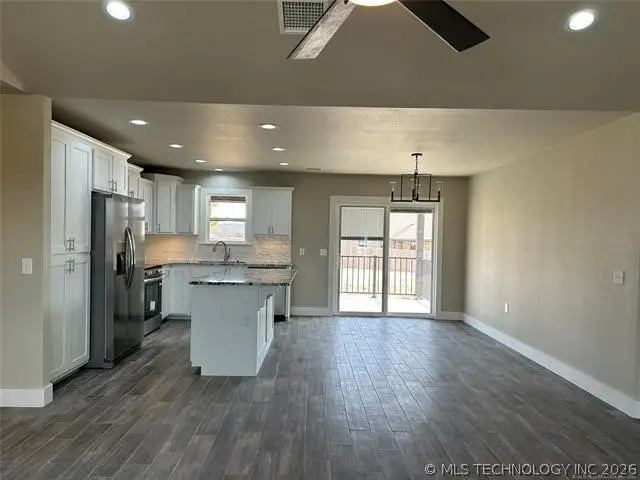 2031 N Everly Drive, Tahlequah, OK 74464 - #3