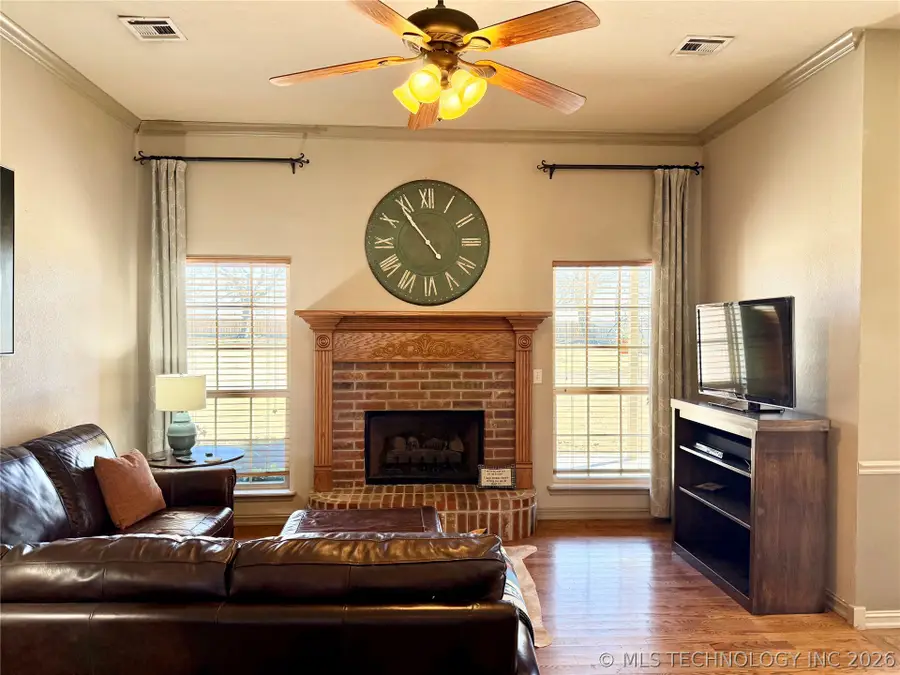 22095 Riverwood Drive, Claremore, OK 74019 - #3