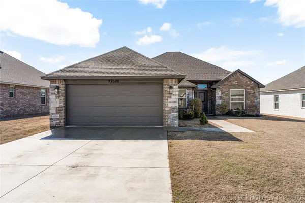 27608 E 109th Place S, Coweta, OK 74429
