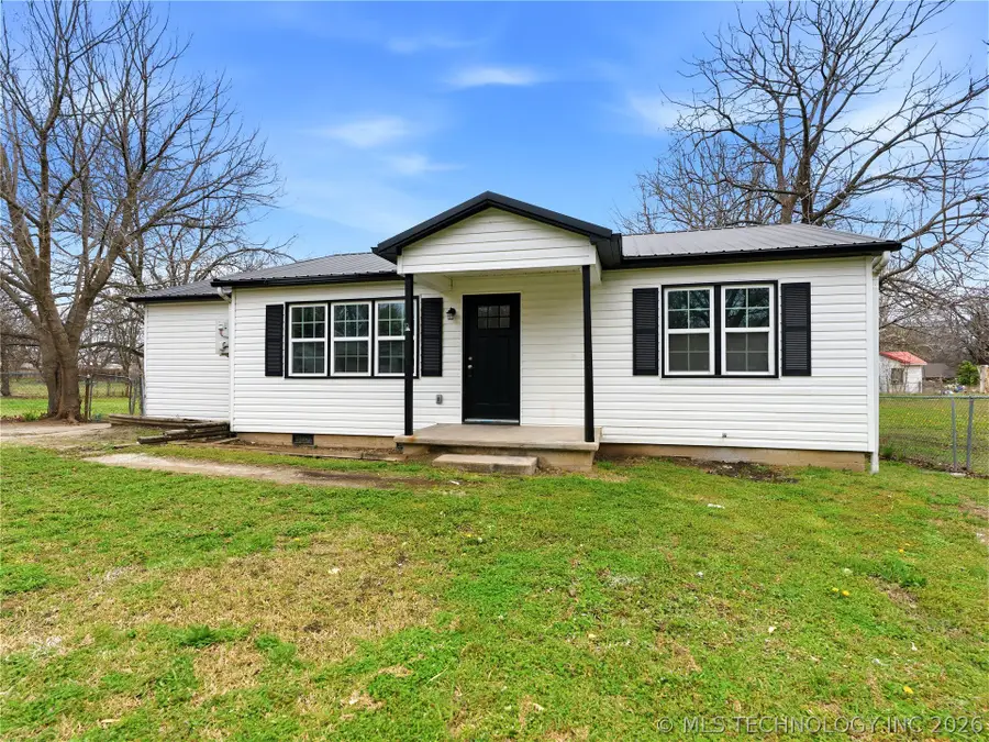 912 W 13th Street, Ada, OK 74820 - #3