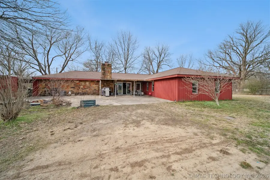 20807 River Bend Drive, Claremore, OK 74019 - #2