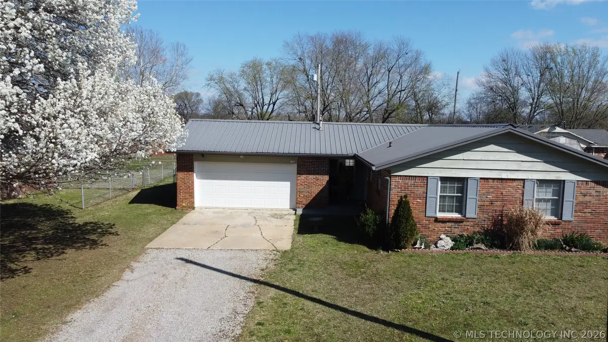 106 Vine Street, Chelsea, OK 74016 - #1