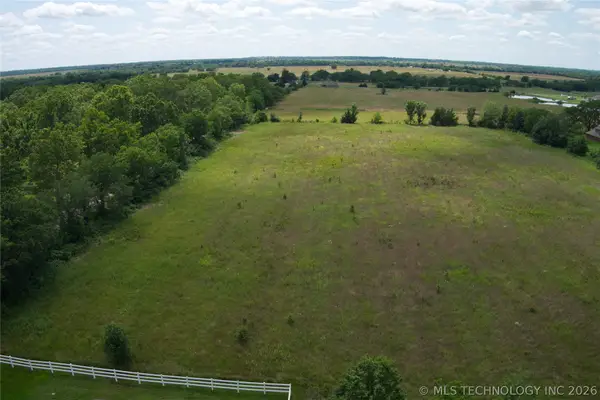 1140 S Pecan Street, Nowata, OK 74048