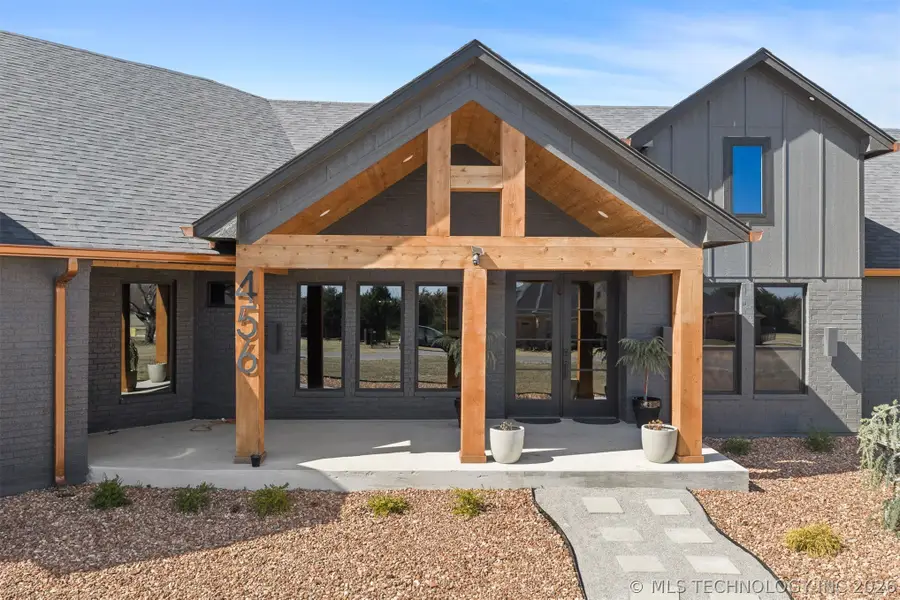 456 Tuscan Road E, Ardmore, OK 73401 - #2