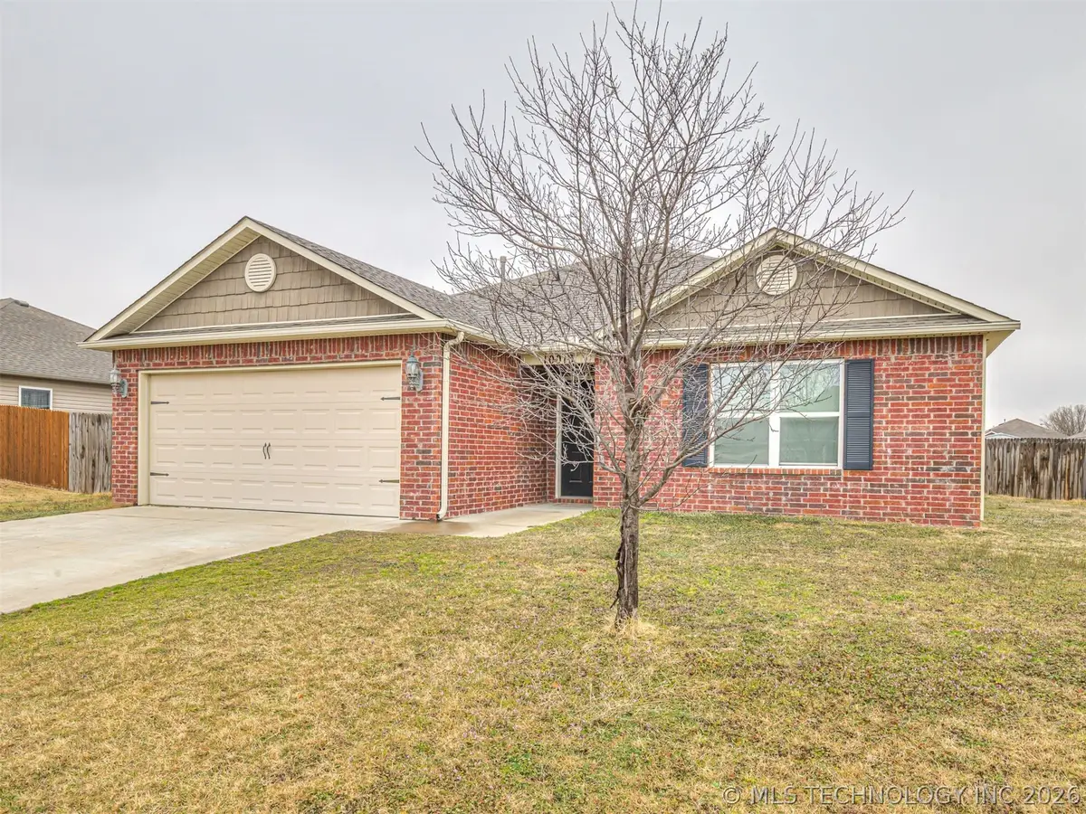 10013 E 107th Street, Owasso, OK 74055 - #1