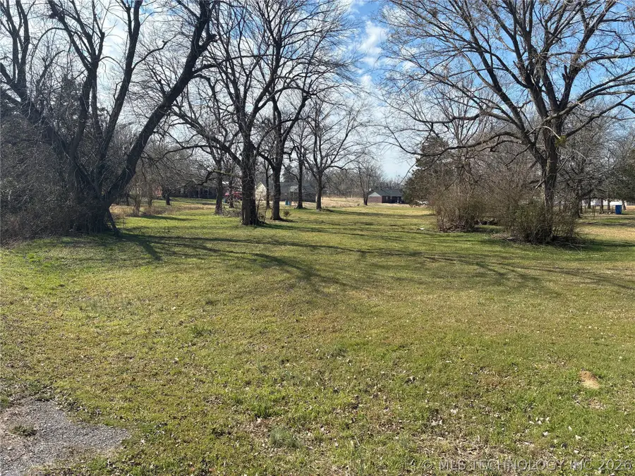 001 SE Monroe Avenue, Krebs, OK 74554 - #3