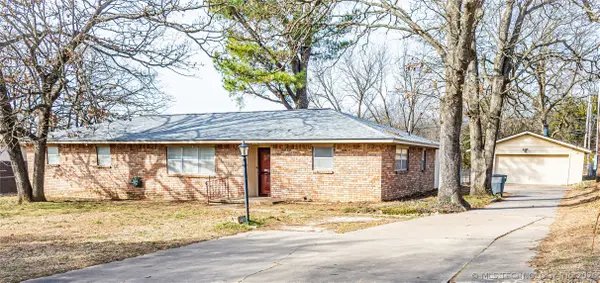 904 S D And H Street, Cleveland, OK 74020