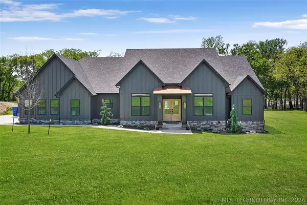 3800 E 482 Lane, Pryor, OK 74361