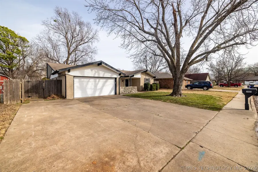 3009 S Elm Avenue, Broken Arrow, OK 74012 - #2