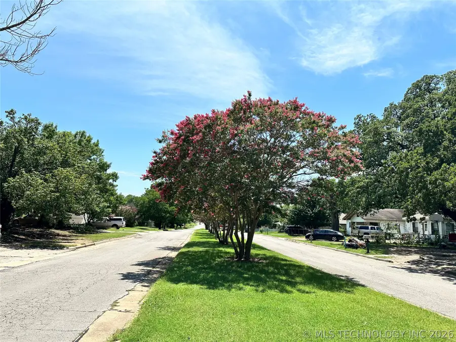 812 SE C Street, Ardmore, OK 73401 - #2