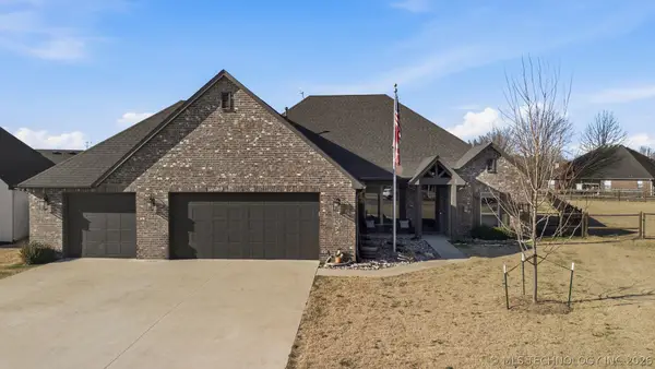 26498 Columbia Crest Drive, Claremore, OK 74019