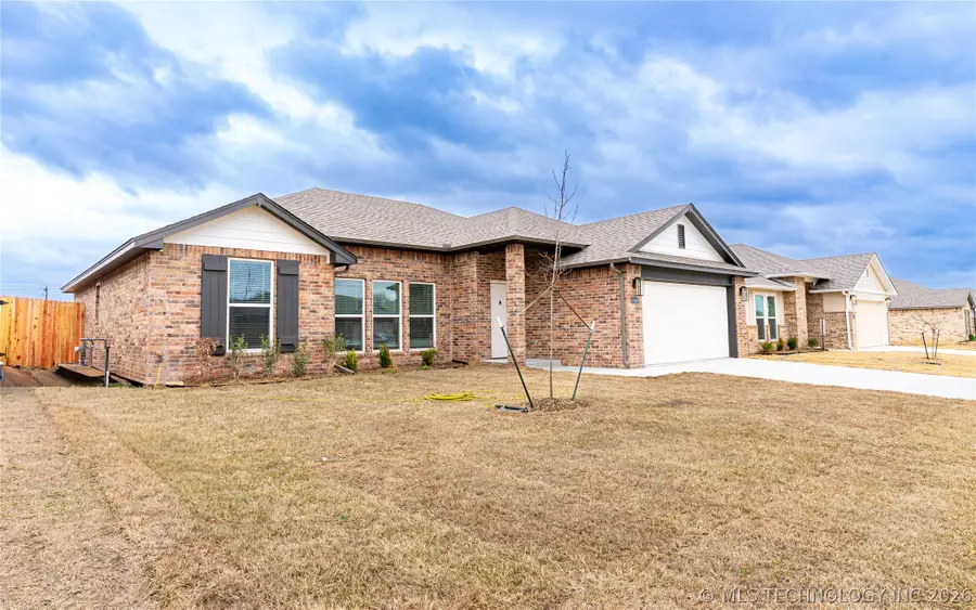 10887 S 271st East Avenue, Coweta, OK 74429 - #3