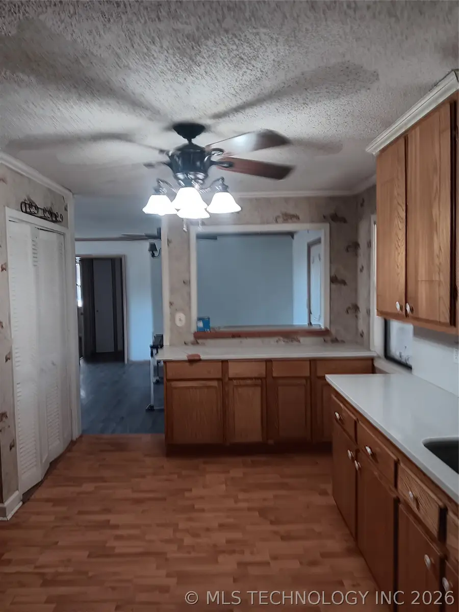 1206 N Lakeside Drive N, Adair, OK 74330 - #3