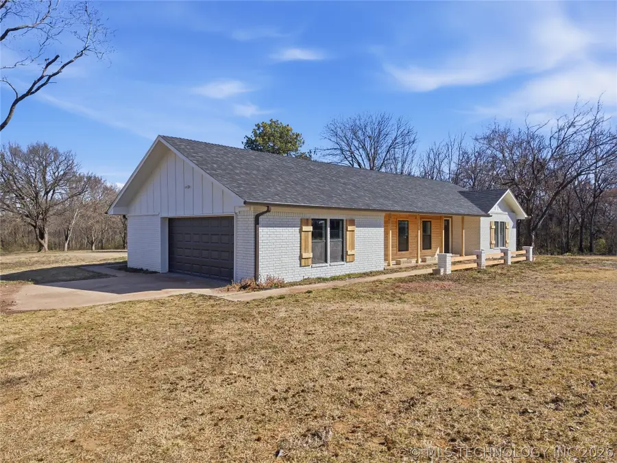 11919 E Southern Hills Road, Claremore, OK 74019 - #2