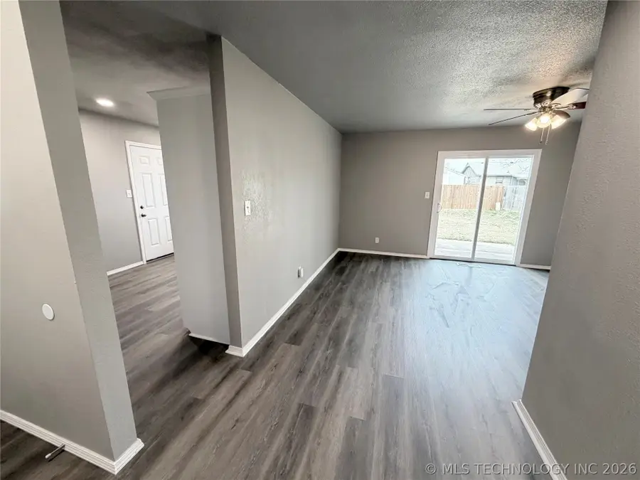 513 W C Street, Jenks, OK 74037 - #3