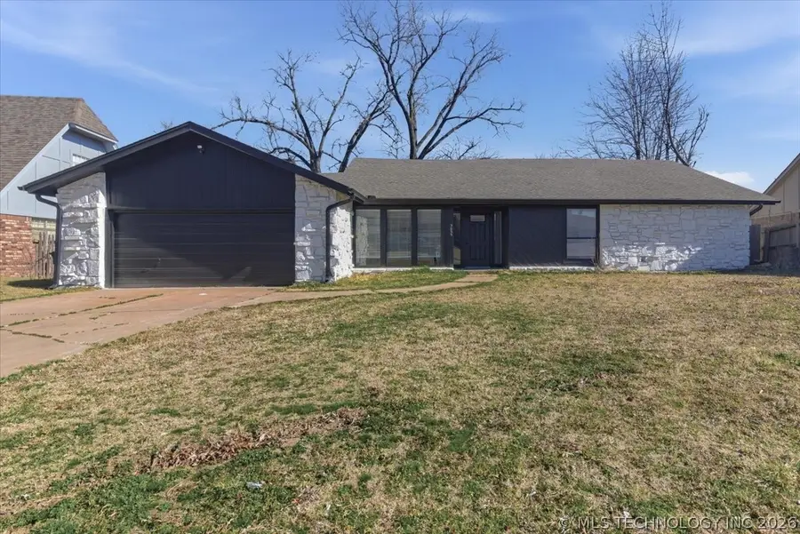 9035 E 67th Street, Tulsa, OK 74133 - #2