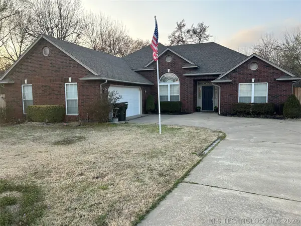 1204 Pinehurst Court, Fort Gibson, OK 74434