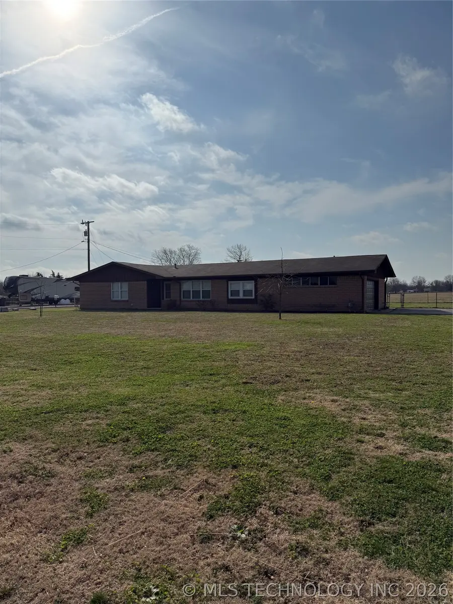 Address Withheld By Seller, Collinsville, OK 74021 - #2