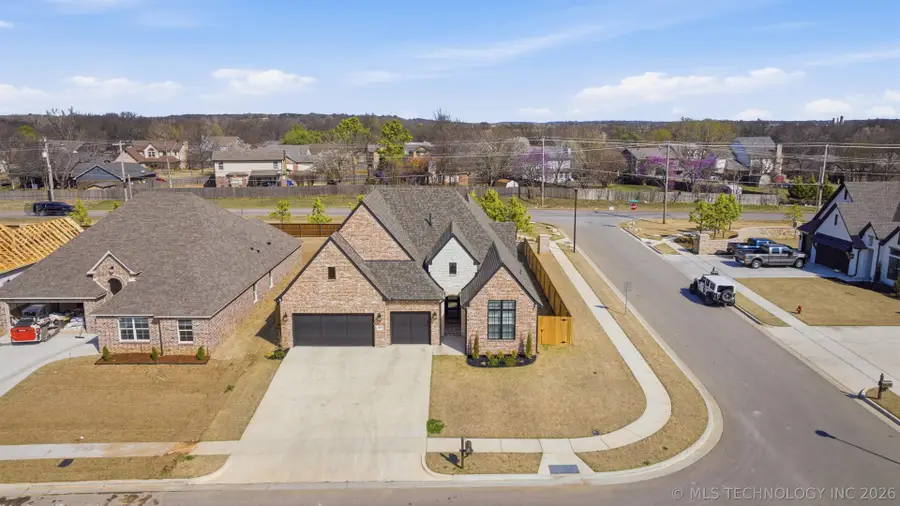 2847 E 141st Court, Bixby, OK 74008 - #2
