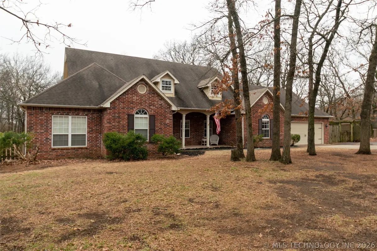 4982 E Cedar Ridge Road, Claremore, OK 74019 - #1