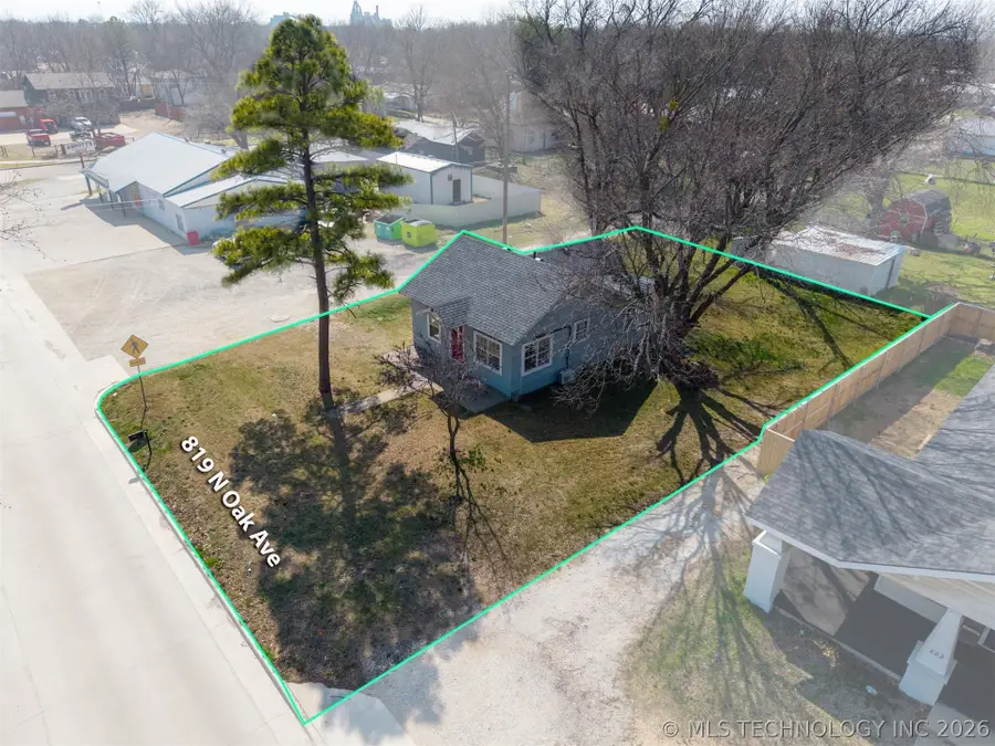 819 N Oak, Ada, OK 74820 - #3