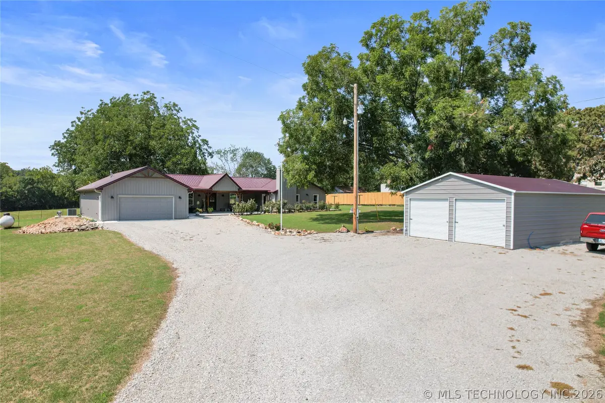 24590 S 600 Road, Grove, OK 74344 - #1