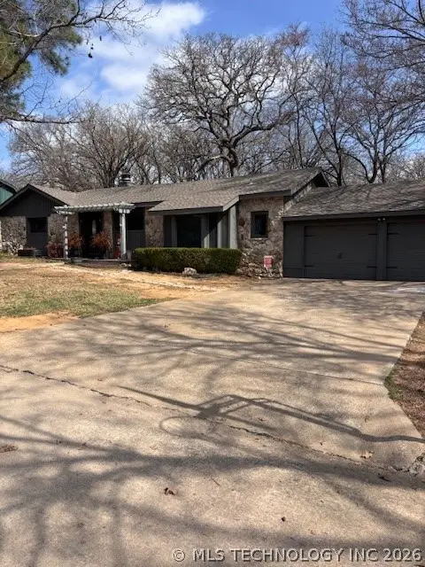 1404 Oakridge, Ardmore, OK 73401 - #1