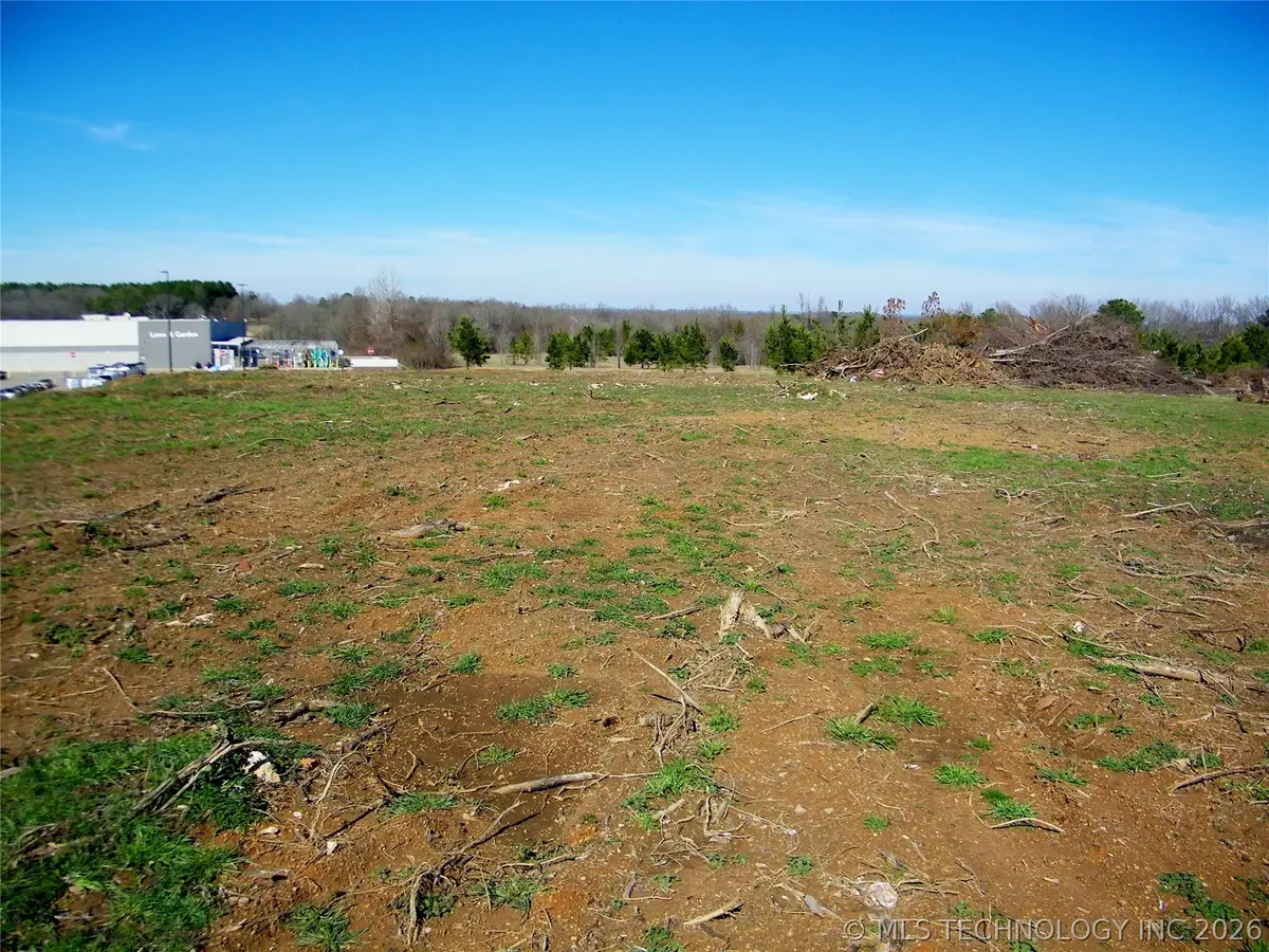 E Washington Street, Idabel, OK 74745 - #1