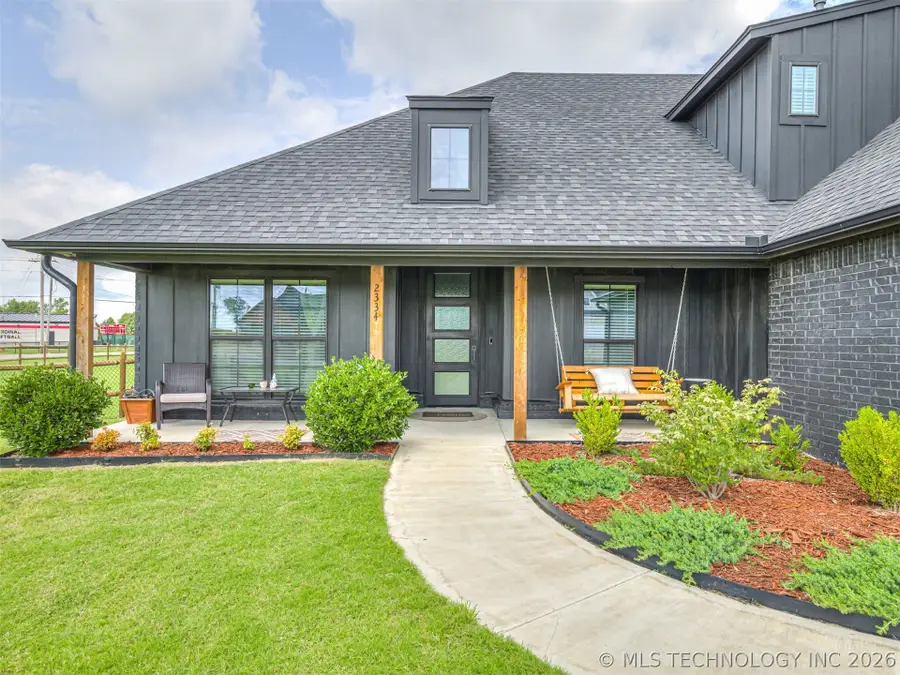 2334 W Maple Street, Collinsville, OK 74021 - #3